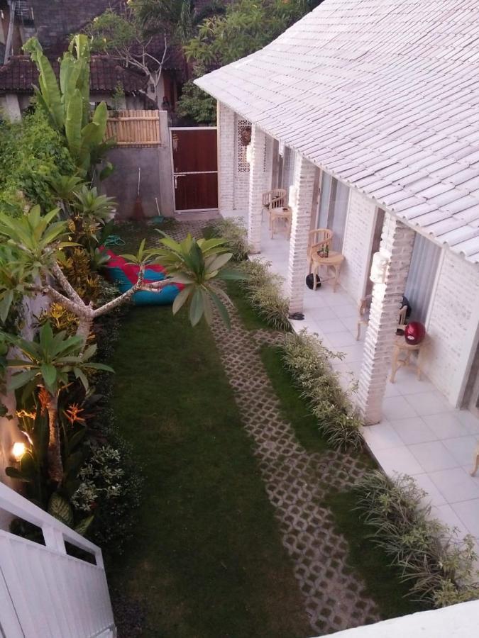 Pondok Ayu Homestay Canggu Zewnętrze zdjęcie