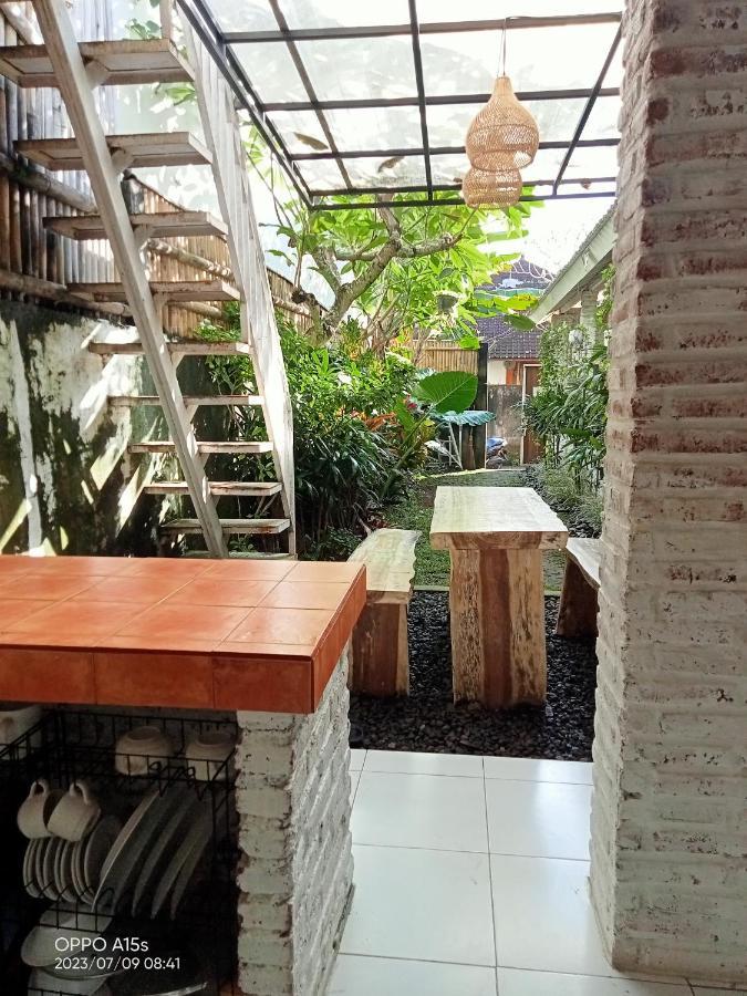 Pondok Ayu Homestay Canggu Zewnętrze zdjęcie